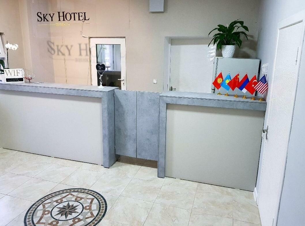 Sky Hotel Bisjkek Eksteriør billede