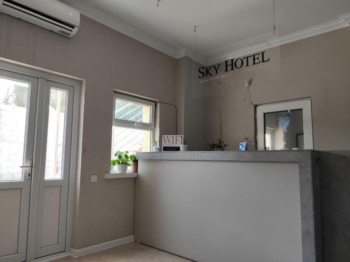 Sky Hotel Bisjkek Eksteriør billede
