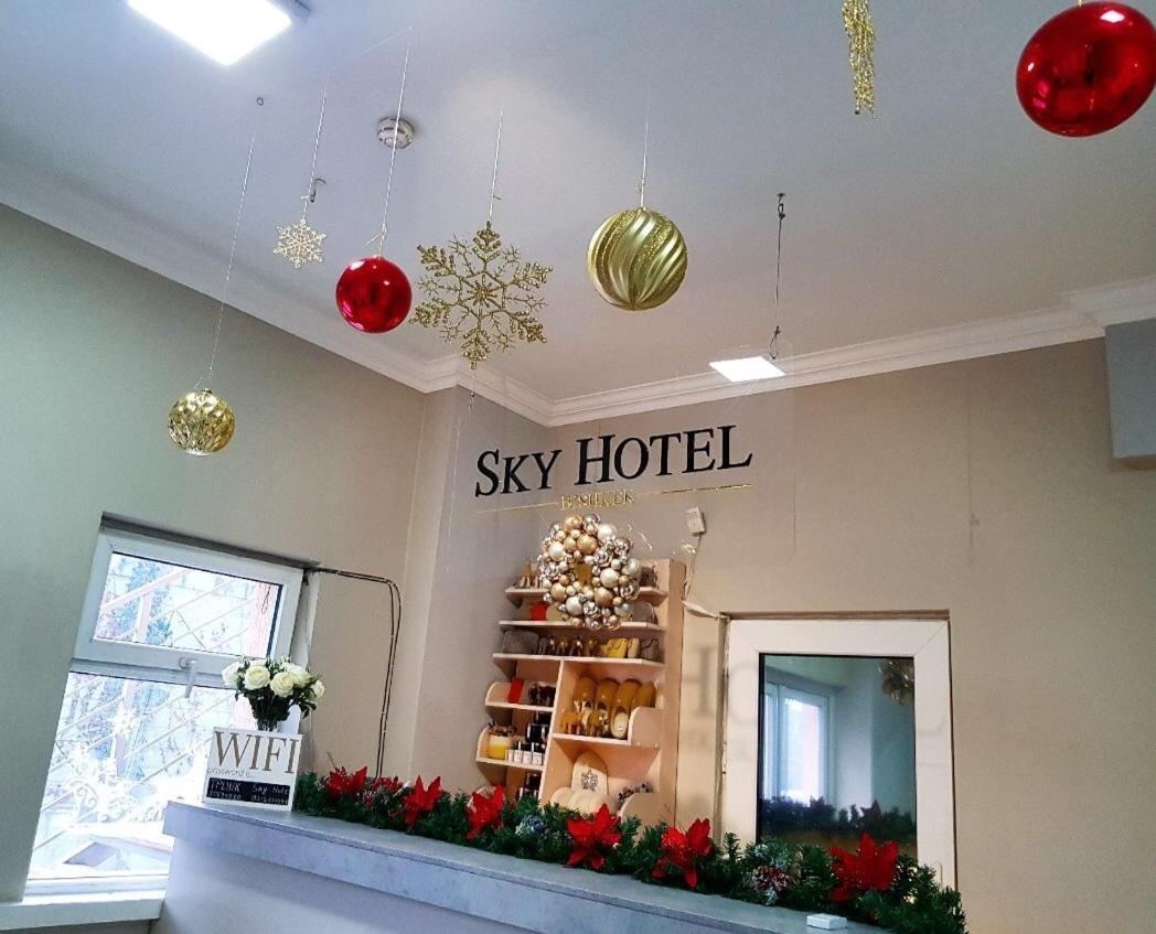 Sky Hotel Bisjkek Eksteriør billede